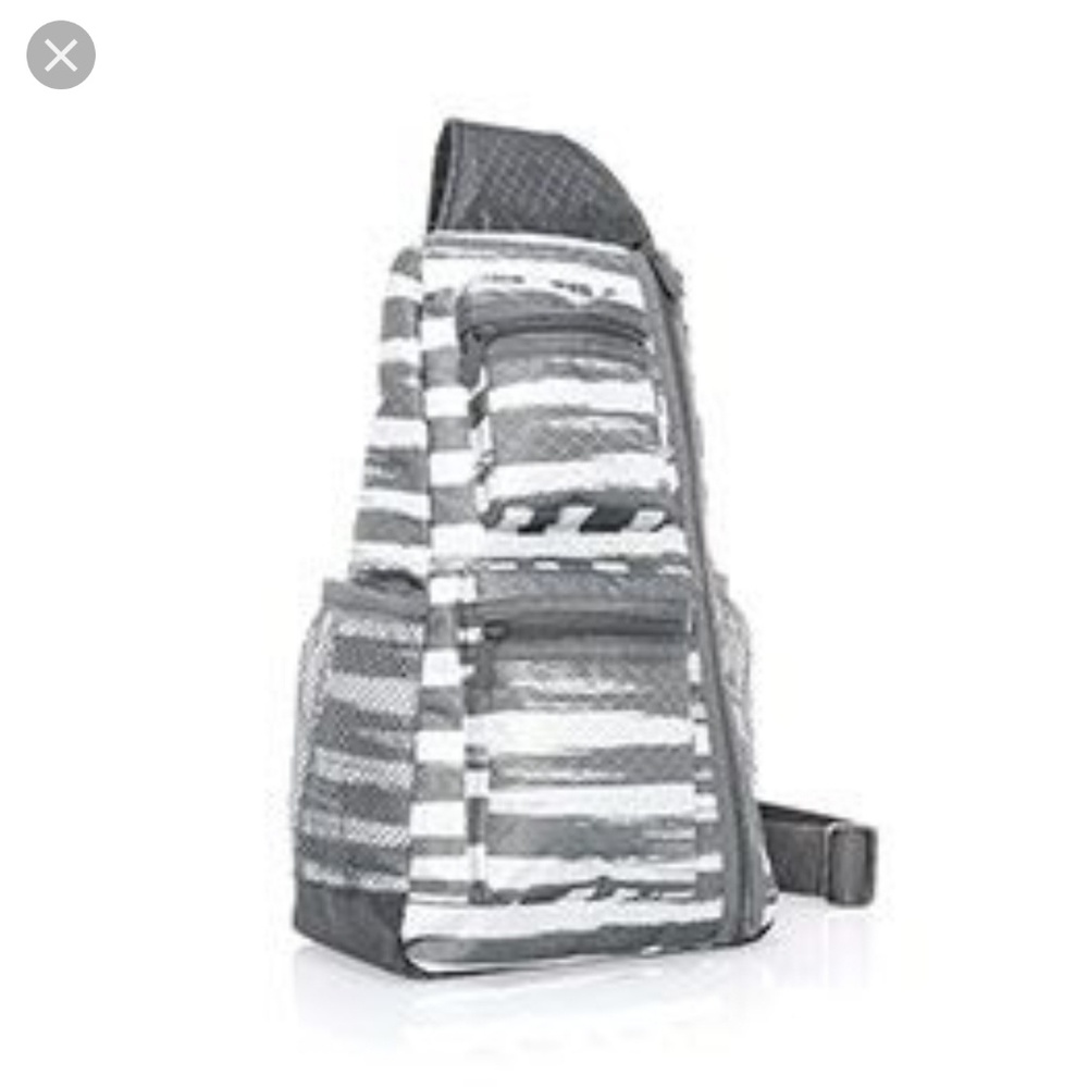 Thirty-one sling back bag